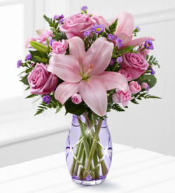 The FTD Graceful Wonder Bouquet by Better Homes and Gardens