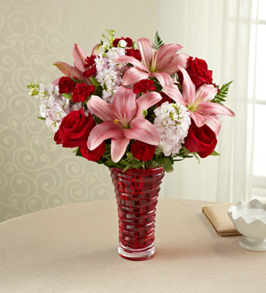 The FTD Lasting Romance Bouquet