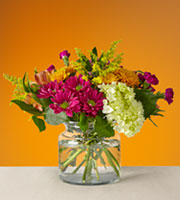 The FTD Crisp & Bright Bouquet