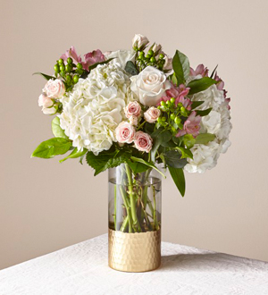 The FTD Ros All Day Bouquet