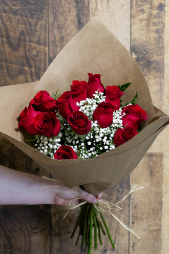 Janette Florist RED ROSE BOUQUET Windsor, ON, N9A 4Z7 FTD Florist Flower  and Gift Delivery