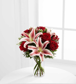 The FTD Holiday Enchantment Bouquet