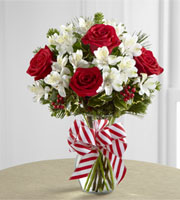The FTD Holiday Enchantment Bouquet