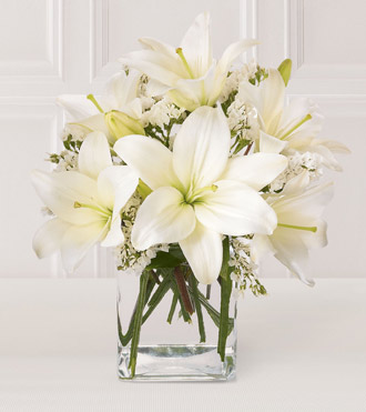 The FTD Lush Lily Bouquet