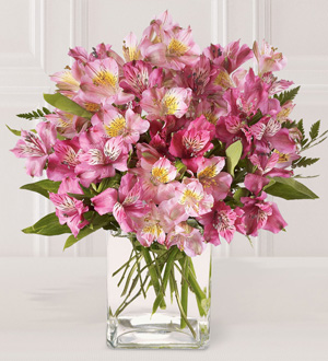 The FTD Pink Persuasion Bouquet
