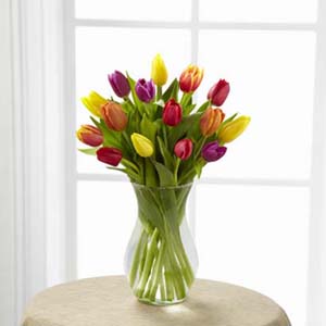The FTD Bright Tulips Bouquet