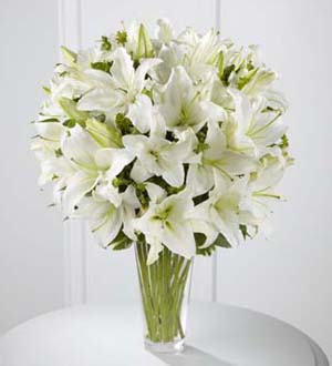 The FTD Spirited Grace Lily Bouquet