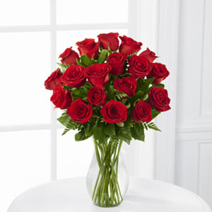 The FTD Blooming Masterpiece Rose Bouquet