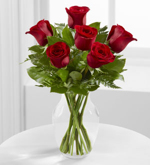 The FTD Simply Enchanting Rose Bouquet