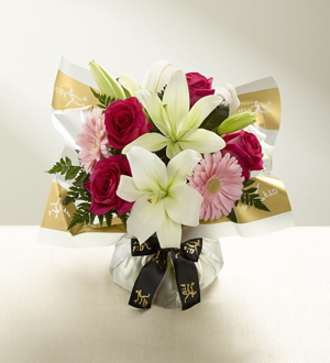 The FTD Youve Got the Look Handtied Bouquet