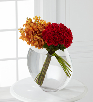 The FTD Glorious Rose Bouquet - 18 Stems of 24-inch Premium Long-Stem Roses & Mokara Orchids