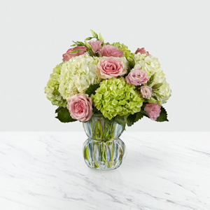 The FTD Always Smile Luxury Bouquet