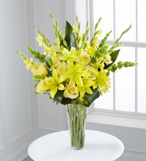 The FTD Glowing Ray Bouquet