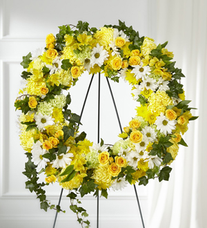 The FTD Golden Remembrance Wreath