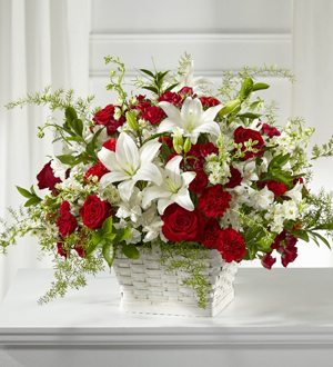 212 Floral The FTD® Sentiments of Love™ Arrangement New York, NY, 10036 ...