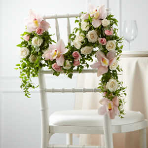 The FTD Orchid Rose Chair Dcor