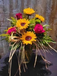 SUNFLOWER AND ROSE BOUQUET
