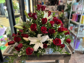 Roses & Lilies Mixed