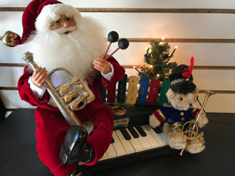 Lighted musical Santa