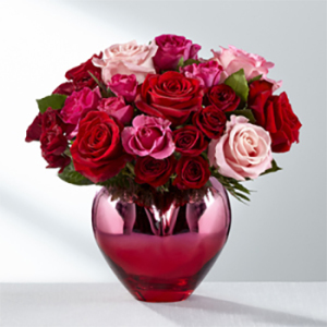 The FTD® Hold Me in Your Heart™ Rose Bouquet