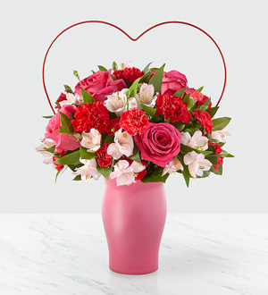 The FTD® Sweet & Swooning™ Bouquet