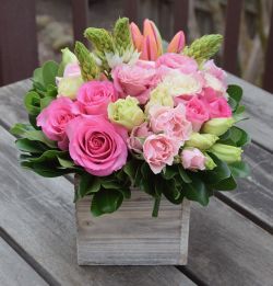 Sweetheart Dutch Flower Box Arrangement