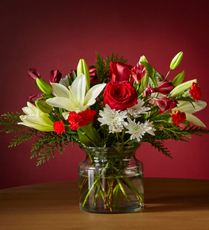 The FTD® Holiday Vacation Bouquet