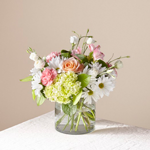 The FTD® Flutter By Bouquet