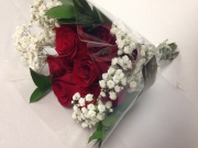 12 STEM RED ROSE BOUQUET WITH BABY'S BREATH