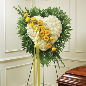 Solid White Standing Heart with Yellow Rose Break 