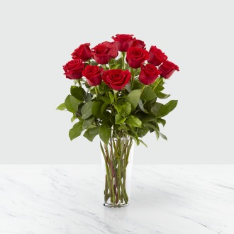 Valentine\'s Elegant Rose Bouquet