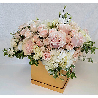 LA blushing beauty flower box