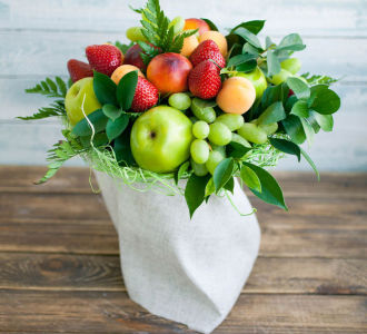 Simple fruit bouquet