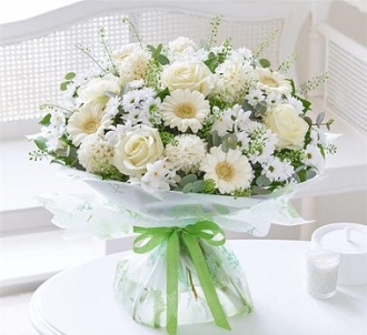 Heavenly Scented Hand-Tied Bouquet