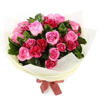 MGM Gift-wrapped Rose and Carnation Bouquet