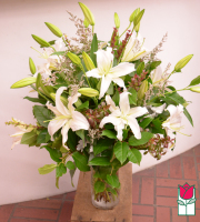 Beretania's White Lily Bouquet