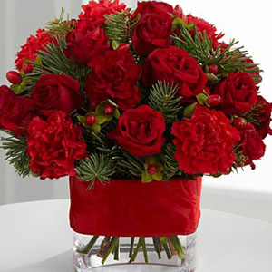 The FTD Spirit of the Season Bouquet