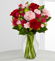 Le Bouquet FTD® Love is Grand™