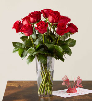 Bouquet de Roses Rouges à Longues Tiges et Carte à Déplier Lovepop®