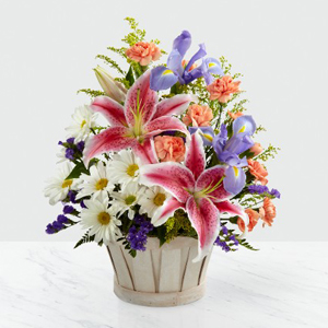 The FTD Wondrous Nature Bouquet