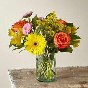 The FTD Smooth Sailing Bouquet