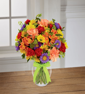 The FTD® Light and Lovely™ Bouquet