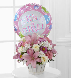 D7-4904	The FTD® Girls Are Great!™ Bouquet 