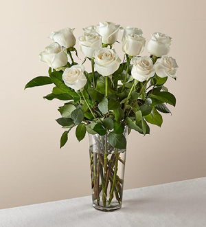 Bouquet de Roses Blanches à Longues Tiges