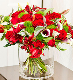 Luxurious Bouquet with Red Roses