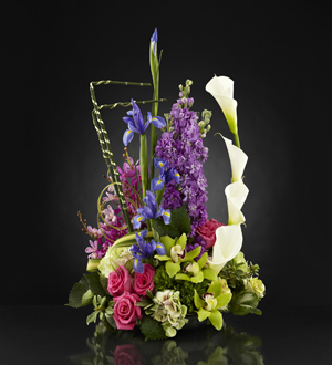 The FTD® Finishing Touch™ Luxury Bouquet