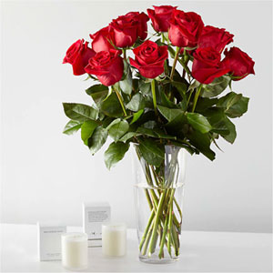 Scarlet Rendezvous Bouquet and Candle Set