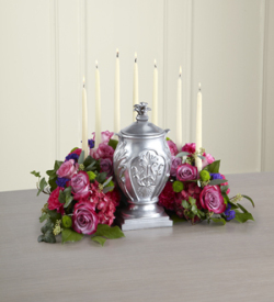 The FTD® Peaceful Thoughts™ Arrangement