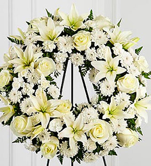Treasured Tribute™ Wreath