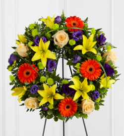 The FTD Radiant Remembrance Wreath